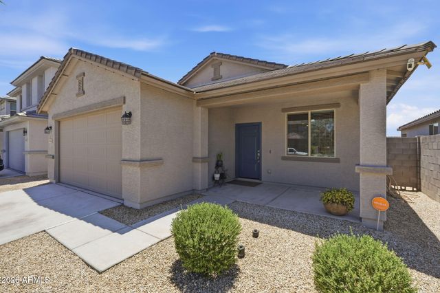 17015 W BUTLER Avenue, Waddell, AZ 85355