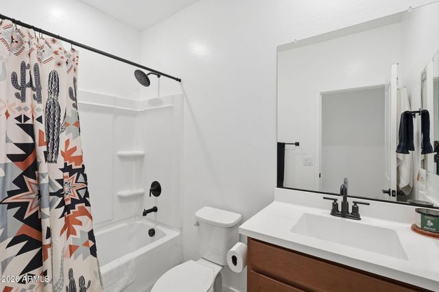 17015 W BUTLER Avenue, Waddell, AZ 85355