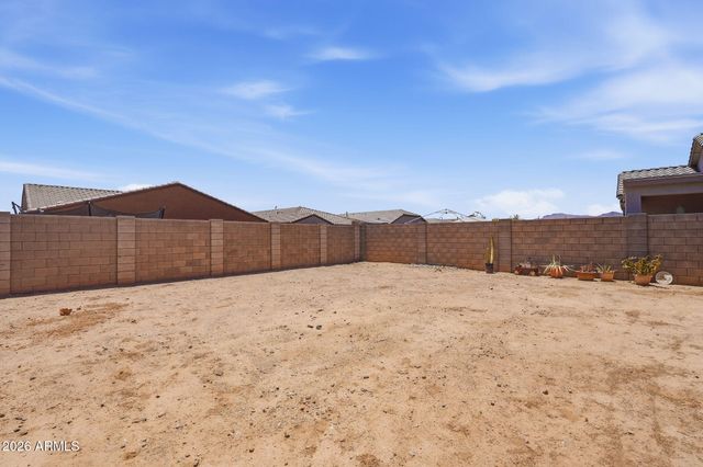 17015 W BUTLER Avenue, Waddell, AZ 85355