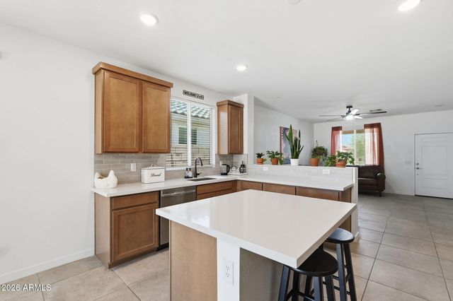 17015 W BUTLER Avenue, Waddell, AZ 85355