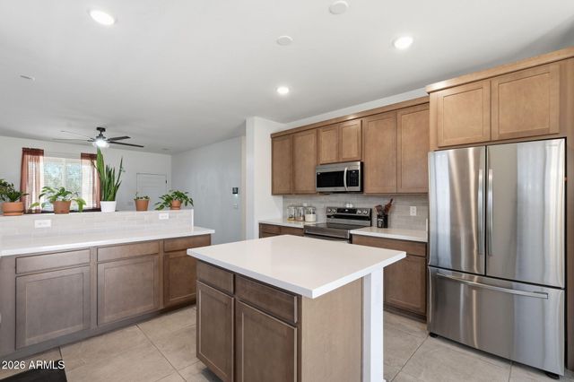 17015 W BUTLER Avenue, Waddell, AZ 85355