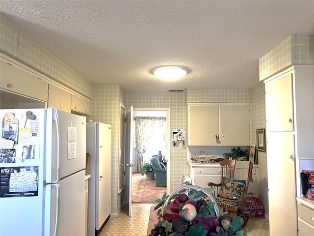 316 E Spring Street, Henrietta, TX 76365