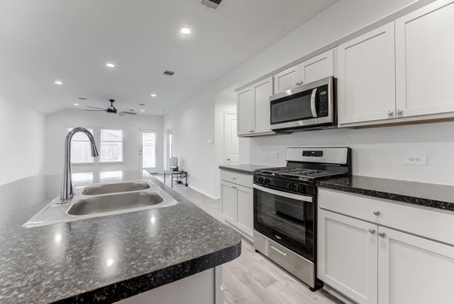 5415 Pinecliff Grove Court, Spring, TX 77373