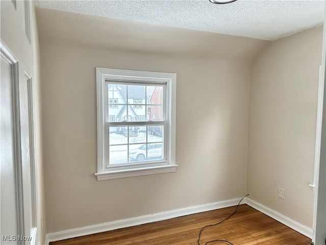 936 Vineshire Road, Cleveland Heights, OH 44121