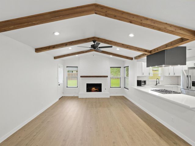 9204 Collinfield DR, Austin, TX 78758