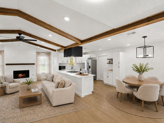 9204 Collinfield DR, Austin, TX 78758
