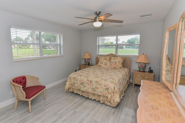 342 Lake Evelyn Drive, West Palm Beach, FL 33411