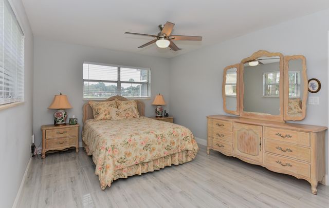 342 Lake Evelyn Drive, West Palm Beach, FL 33411