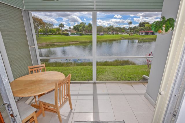 342 Lake Evelyn Drive, West Palm Beach, FL 33411