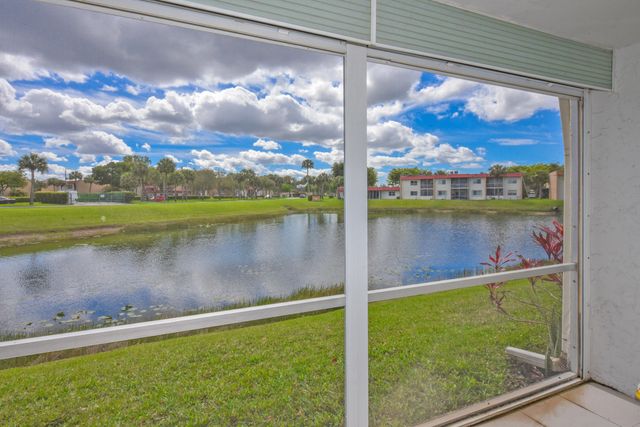 342 Lake Evelyn Drive, West Palm Beach, FL 33411