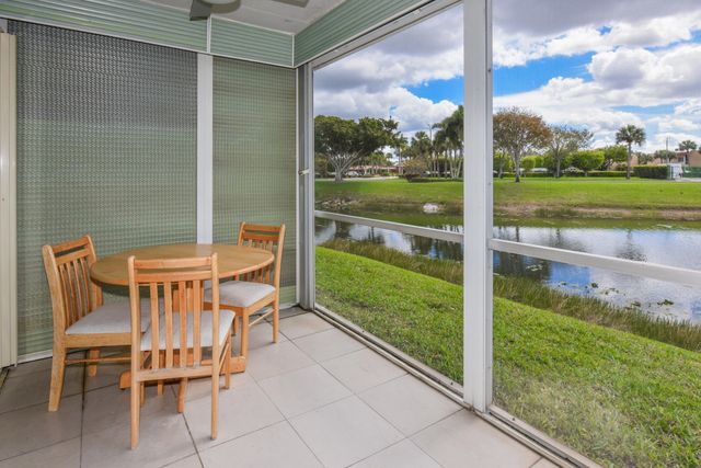 342 Lake Evelyn Drive, West Palm Beach, FL 33411
