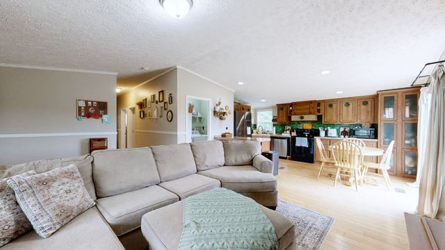 133 Cleveland Rd, Wartrace, TN 37183
