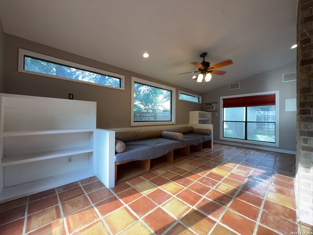 19739 Encino Way, San Antonio, TX 78259
