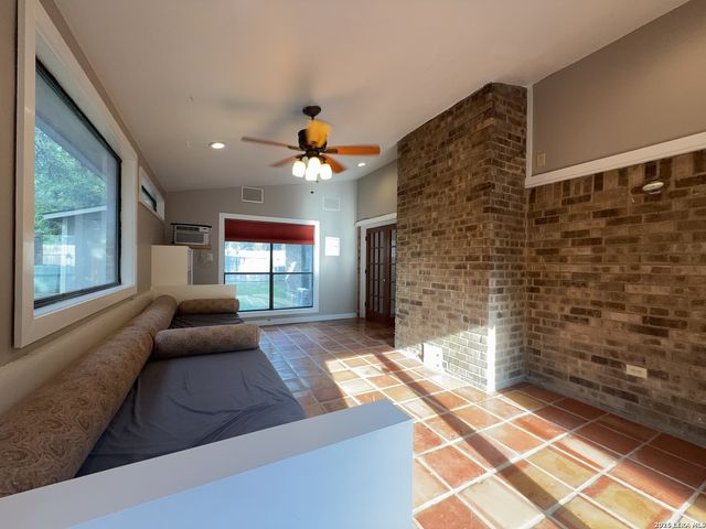 19739 Encino Way, San Antonio, TX 78259