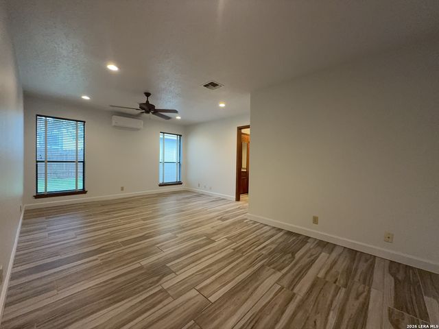 19739 Encino Way, San Antonio, TX 78259