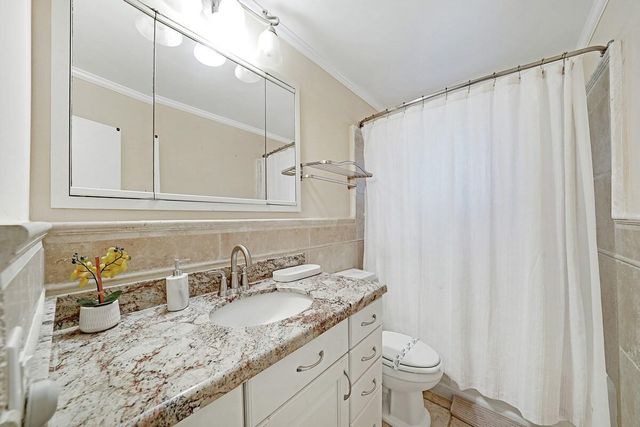 332 NW 26TH Court, Wilton Manors, FL 33311