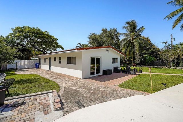 332 NW 26TH Court, Wilton Manors, FL 33311