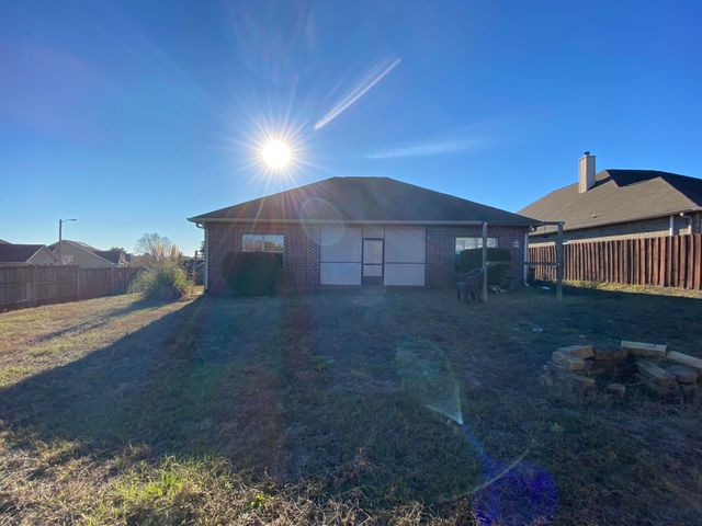 402 Wych Circle, Crestview, FL 32536