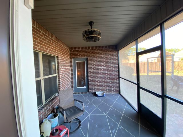 402 Wych Circle, Crestview, FL 32536