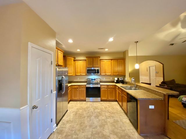 402 Wych Circle, Crestview, FL 32536