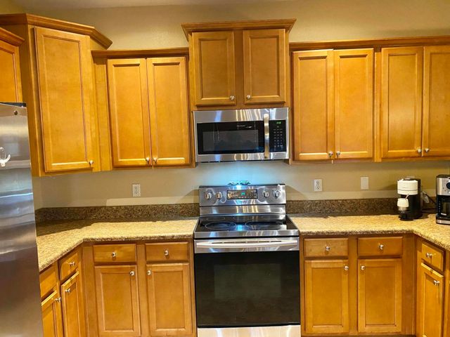 402 Wych Circle, Crestview, FL 32536