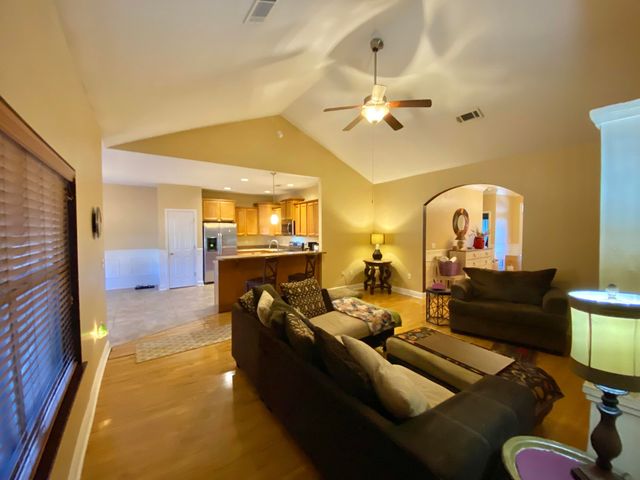 402 Wych Circle, Crestview, FL 32536