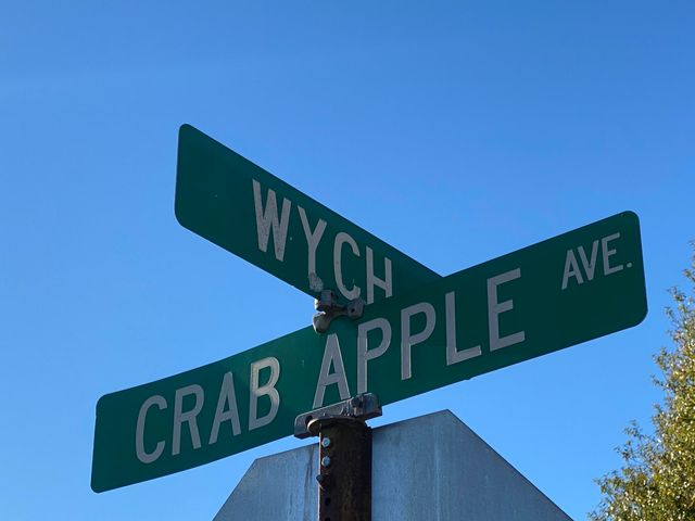 402 Wych Circle, Crestview, FL 32536