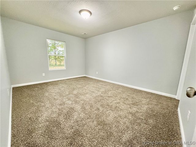 364 Oak Street, Austin, IN 47102