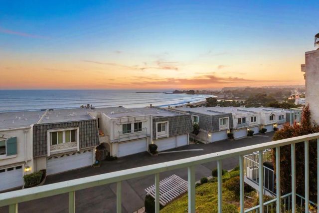 25952 View Point Drive West 9, Dana Point, CA 92624