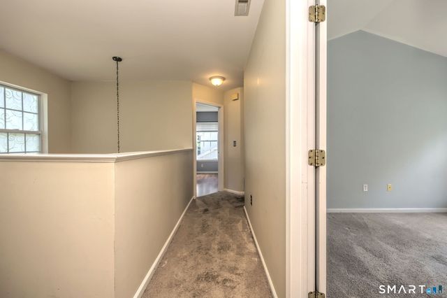 33 Acorn Lane, Milford, CT 06461
