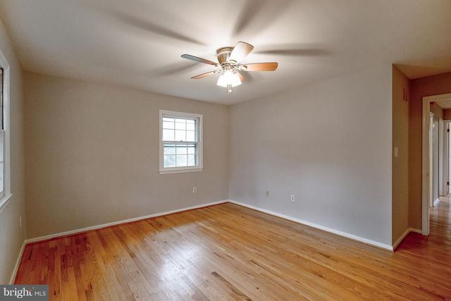 2012 FRIENDSHIP LN, Falls Church, VA 22043