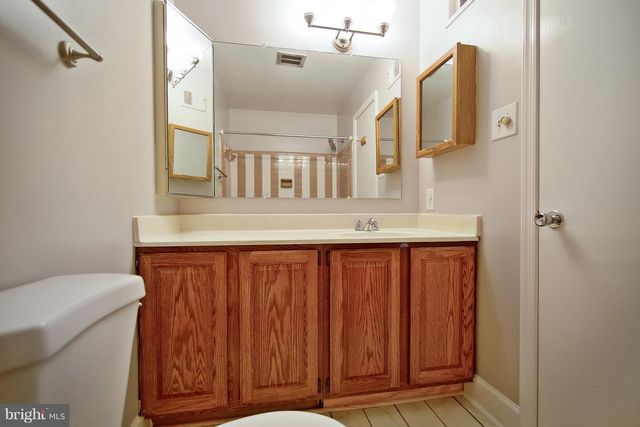 2012 FRIENDSHIP LN, Falls Church, VA 22043