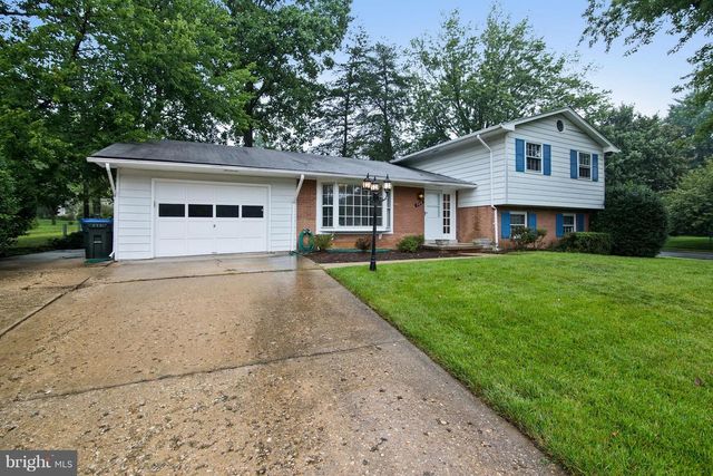 2012 FRIENDSHIP LN, Falls Church, VA 22043