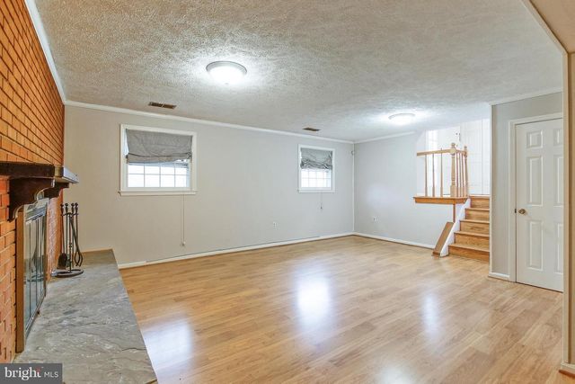 2012 FRIENDSHIP LN, Falls Church, VA 22043