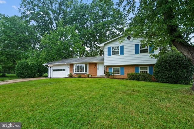 2012 FRIENDSHIP LN, Falls Church, VA 22043