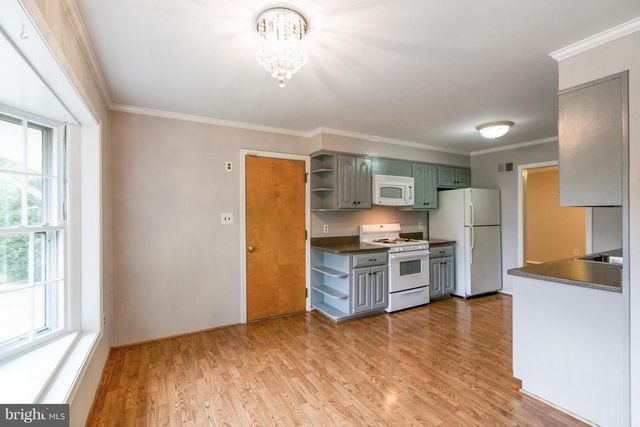 2012 FRIENDSHIP LN, Falls Church, VA 22043