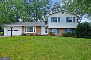 2012 FRIENDSHIP LN, Falls Church, VA 22043
