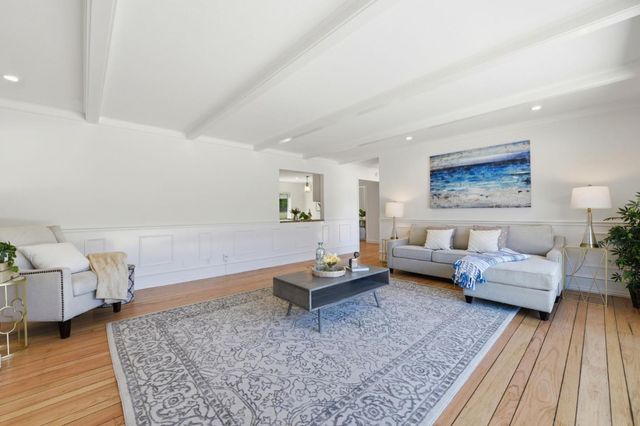 2140 Carmelita Avenue, Hillsborough, CA 94010