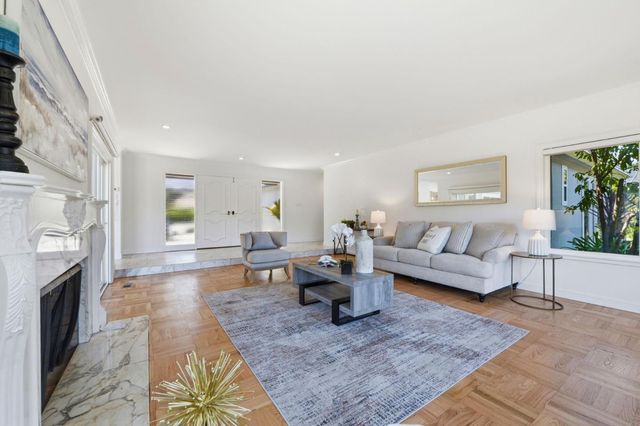 2140 Carmelita Avenue, Hillsborough, CA 94010
