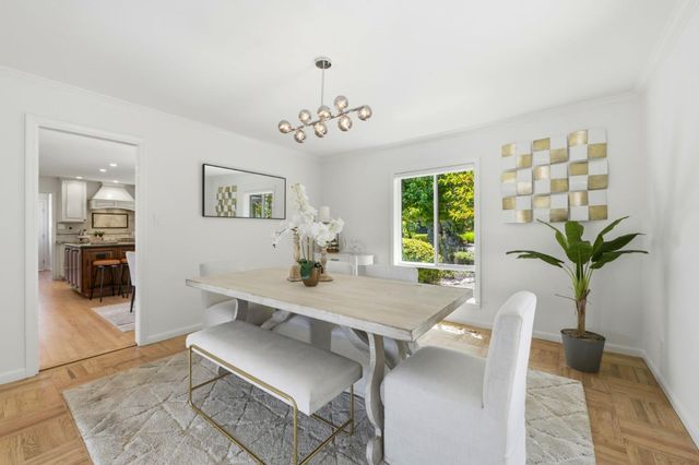 2140 Carmelita Avenue, Hillsborough, CA 94010