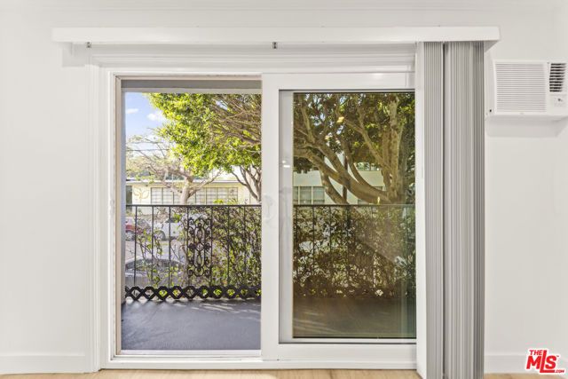 2901 4th Street 103, Santa Monica, CA 90405