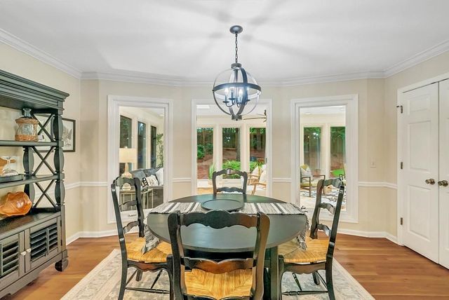 450 W Spalding Drive, Sandy Springs, GA 30328