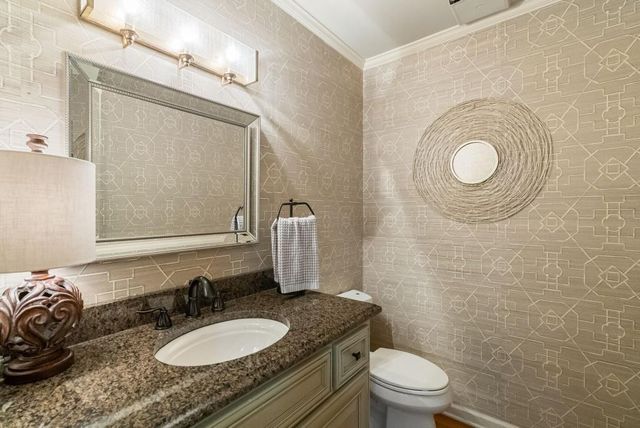450 W Spalding Drive, Sandy Springs, GA 30328