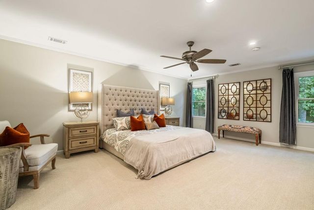 450 W Spalding Drive, Sandy Springs, GA 30328