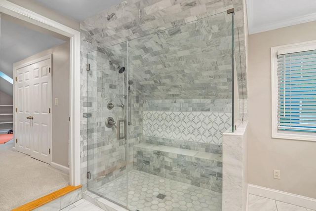 450 W Spalding Drive, Sandy Springs, GA 30328