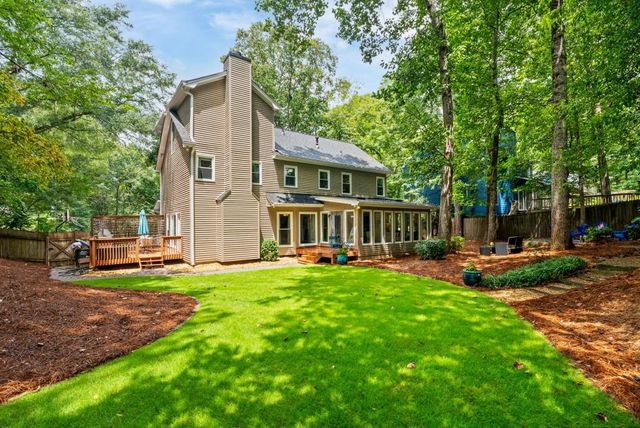 450 W Spalding Drive, Sandy Springs, GA 30328
