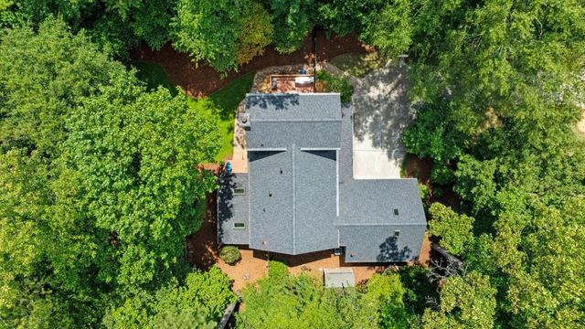 450 W Spalding Drive, Sandy Springs, GA 30328