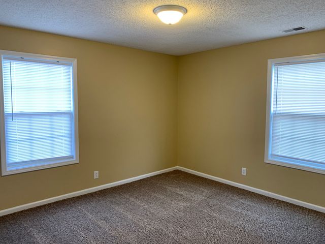 427 Alma Ln Apt H, Clarksville, TN 37043