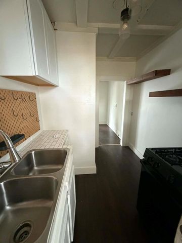 1302 W Bell Street 1, Houston, TX 77019