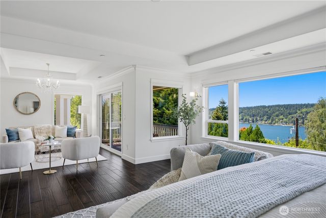11022 SE 61st Place, Bellevue, WA 98006